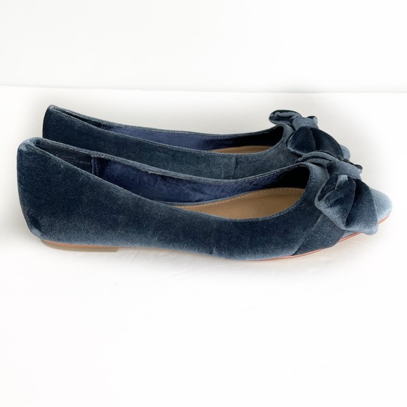 Loft Blue Velvet Bow Flats - Picture 7 of 8
